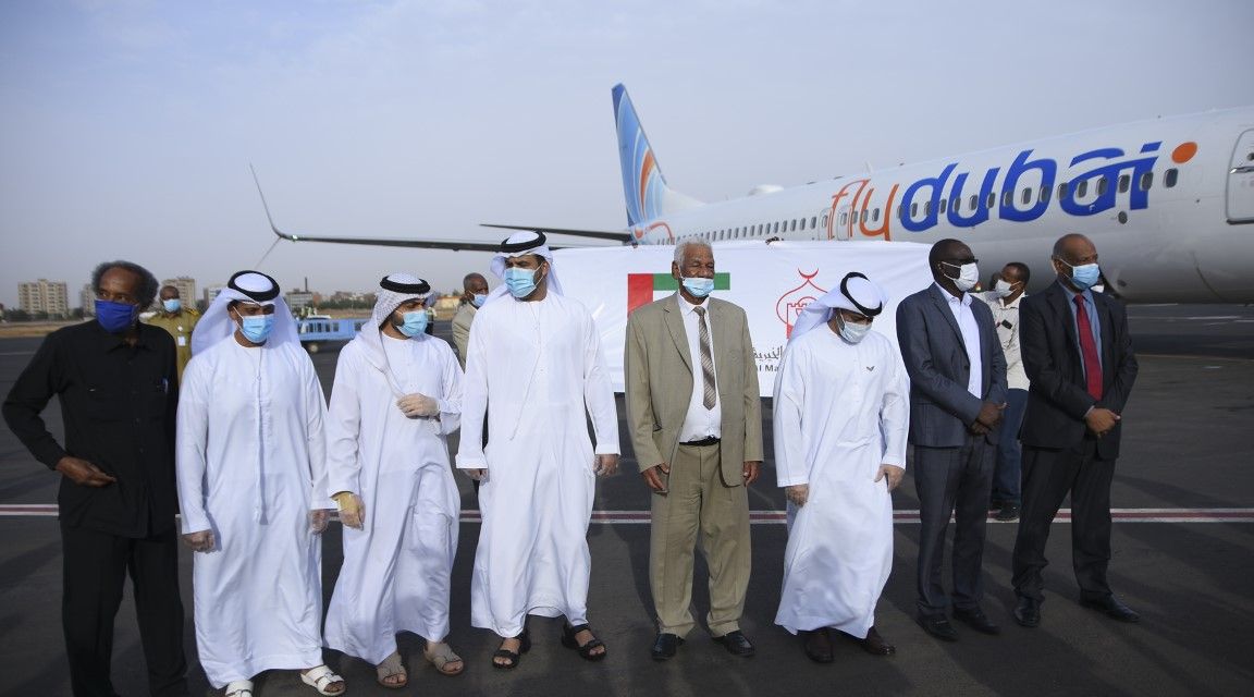 الإمارات ترسل 38 طناً من المساعدات إلى السودان من خيرية آل مكتوم لمواجهة جائحة "كورونا"
