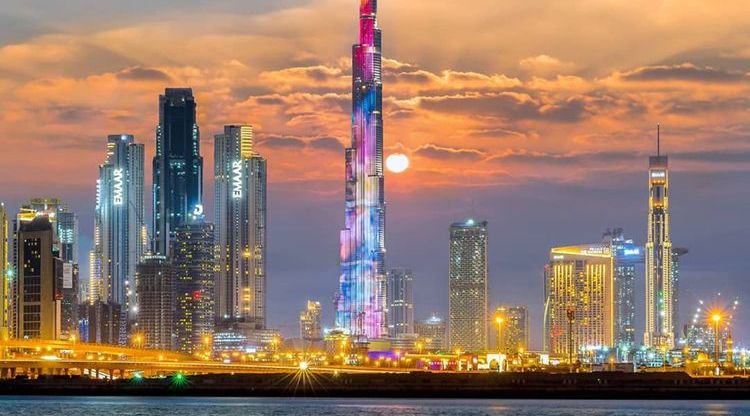 بلدية دبي تغلق 6 مؤسسات في دبي نتيجة لعدم الالتزام بقواعد السلامة الخاصة بفيروس كورونا