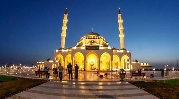 متحدہ عرب امارات کی مساجد میں 3 اگست سے 50 فیصد تک نمازی آ سکتے ہیں