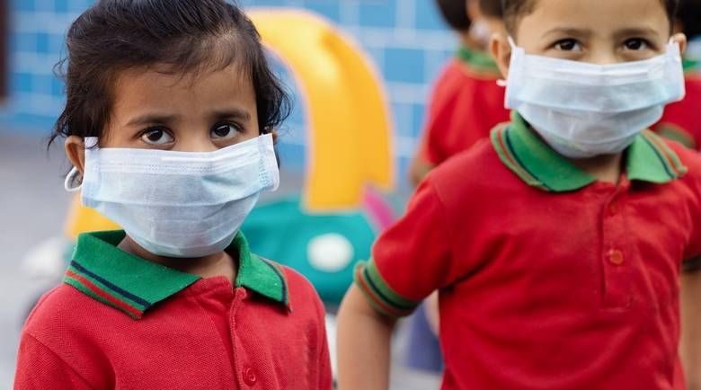 متحدہ عرب امارات: 3 سال یا اس سے زیادہ عمر کے بچوں کو ماسک پہننا چاہیے