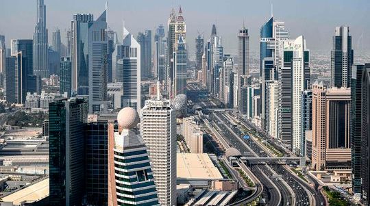 الإمارات والسعودية تقودان التعافي الاقتصادي في دول مجلس التعاون الخليجي في أعقاب جائحة كورونا