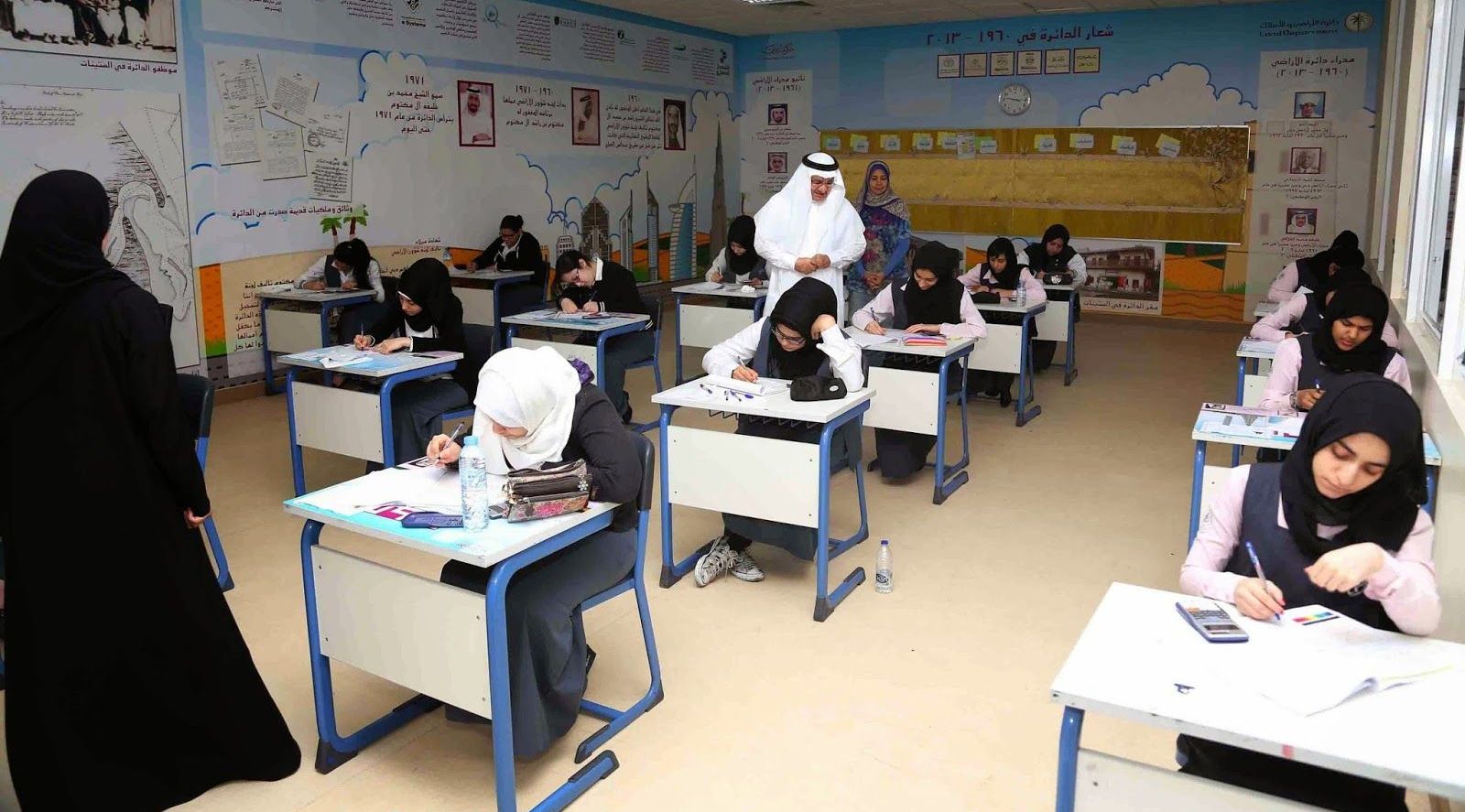 الإمارات تتخذ تدابير احترازية صارمة للطلاب العائدين من الخارج
