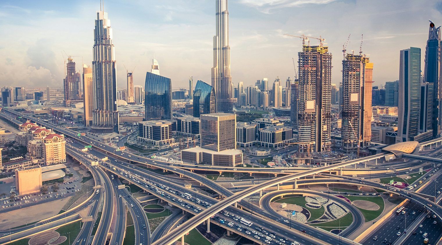 الإمارات تُصنَّف على أنها سادس أفضل مكان للعيش على مستوى العالم خلال جائحة كورونا
