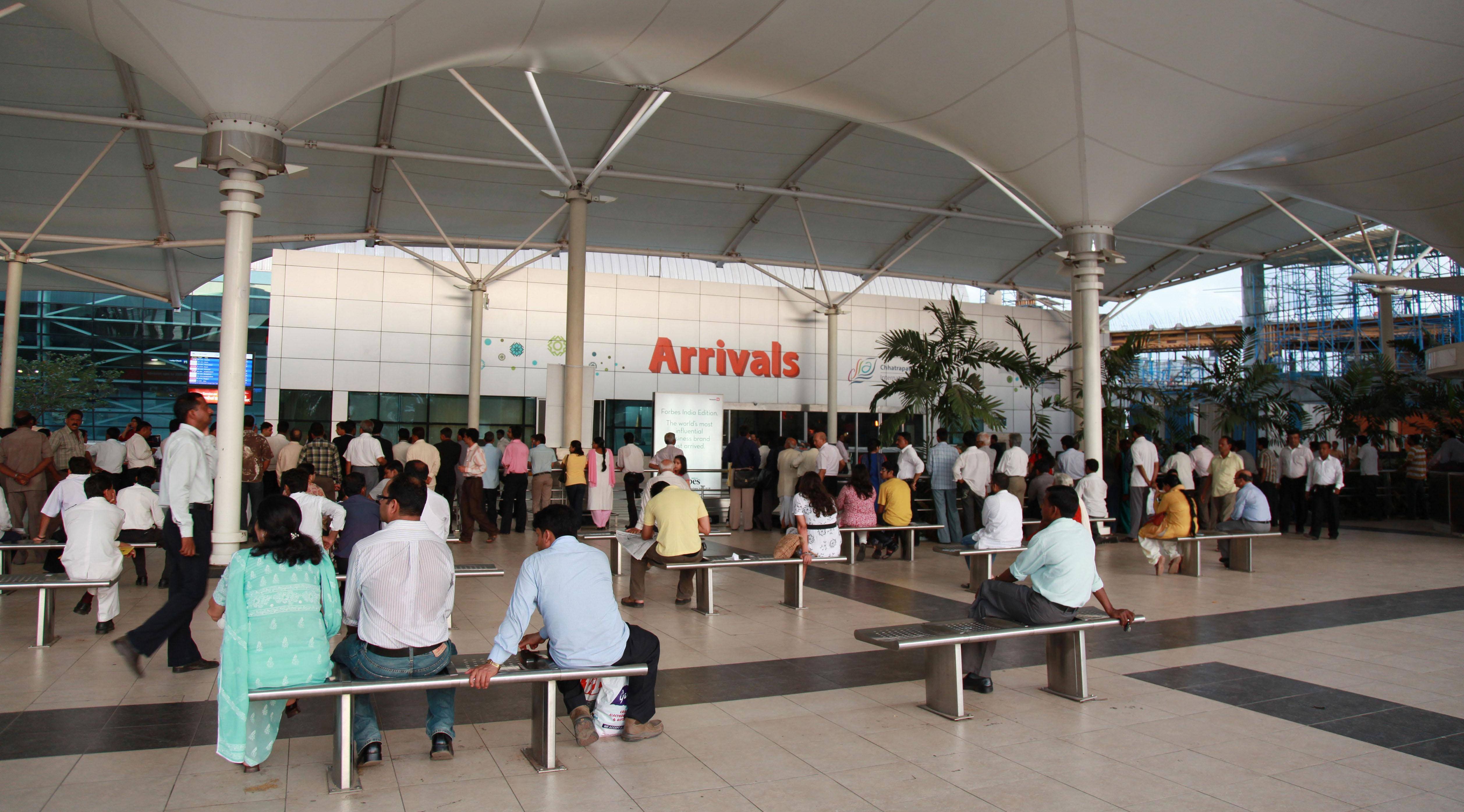 کوویڈ19: متحدہ عرب امارات سے ہندوستان جانے والے مسافروں کے لئے نئی ہدایات جاری