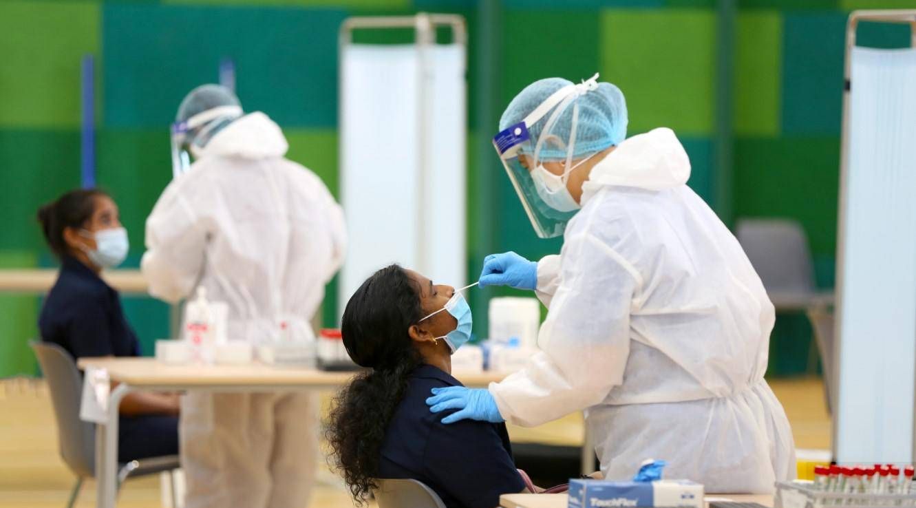 أطباء الإمارات يؤكدون أنه يجب على المرضى المصابين بفيروس كورونا استشارة الأطباء قبل الصيام