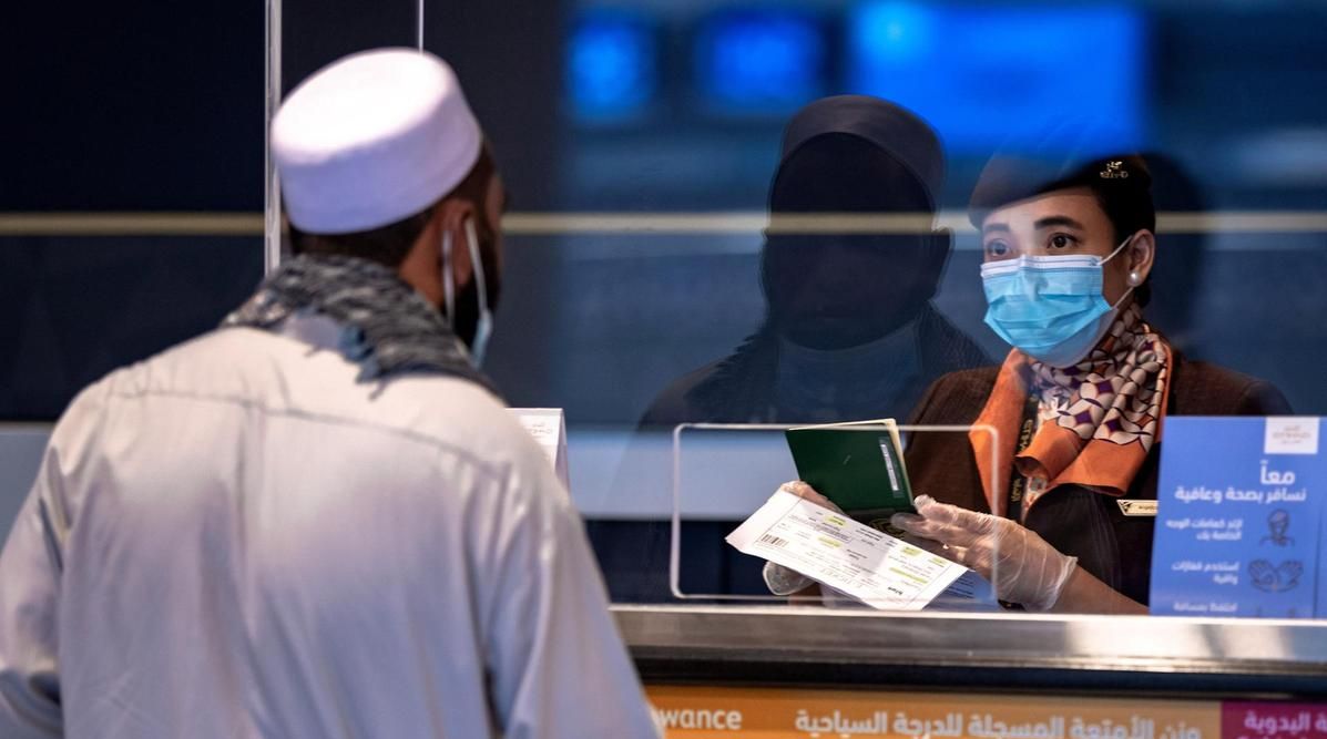 الإمارات توسع نطاق المختبرات المعتمدة لفحص كورونا المستجد للتسهيل على المسافرين