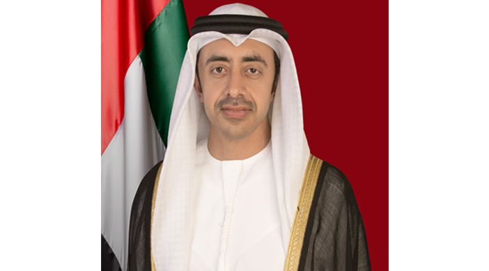 Abdullah bin Zayed, World Economic forum's President, discuss bilateral cooperation, COVID-19 countermeasures