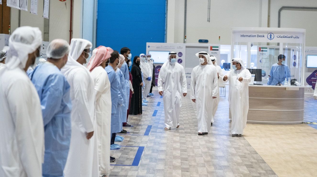 شیخ خالد بن نے ابو ظہبی قومی نمائش سینٹر میں پیشرفت کا جائزہ لینے کے لئے ابوظہبی ہیلتھ سروسز کمپنی کے کوویڈ19 پرائم اسسمنٹ سنٹر کا دورہ کیا