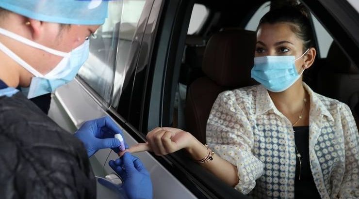 Dh50 virus tests now available at some drive-thru screening centres in UAE