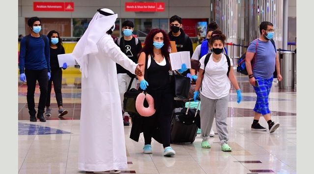 متحدہ عرب امارات میں داخلے کے لئے معطل پروازوں والے ممالک سے 8 کیٹیگریز کے مسافروں کو داخلے کی اجازت