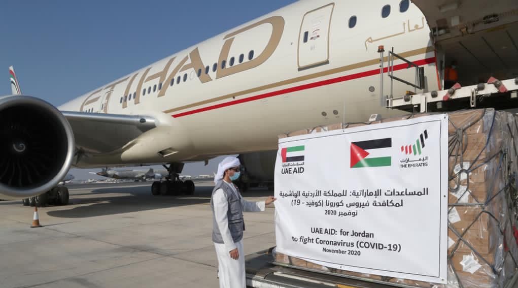 الإمارات ترسل طائرة ثالثة من المساعدات الطبية إلى مملكة الأردن لمواجهة فيروس كرونا