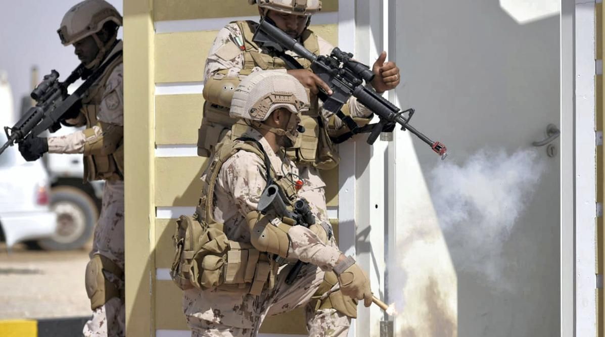 30 ألف فردًا من القوات المسلحة الإماراتية يتلقون لقاح كوفيد-19